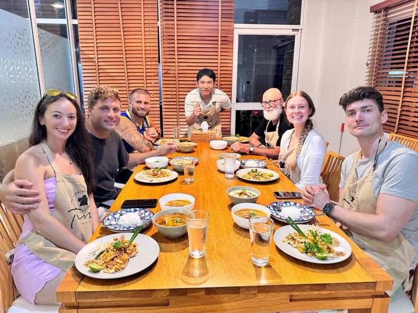 Phuket: Thai Cooking Class with 4 Dishes and Market Visit - Choosing your Thai menu