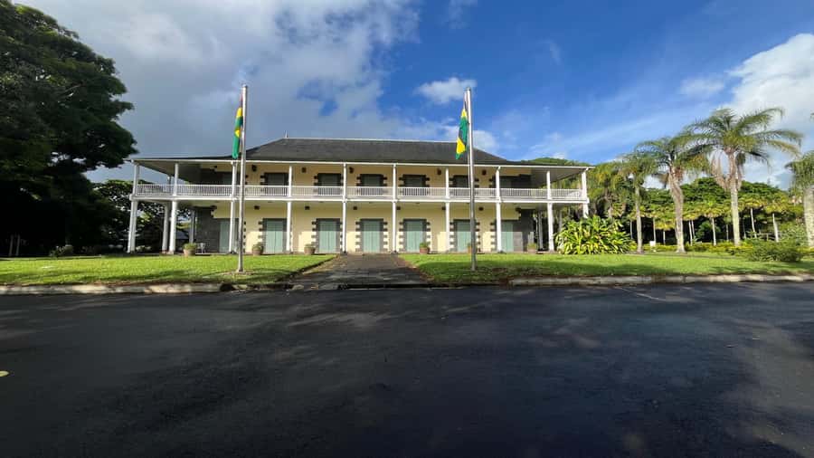 Port Louis Market, Botanical Garden -Northern Mauritius Tour - Pamplemousses Botanical Garden and the giant water lilies