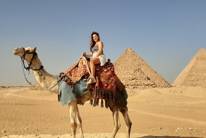 Private All INC-Pyramids,Sphinx,Egyptian Museum,Camel Ride(1 Hour)Lunch& Bazaar - One long day, from Giza to old Cairo