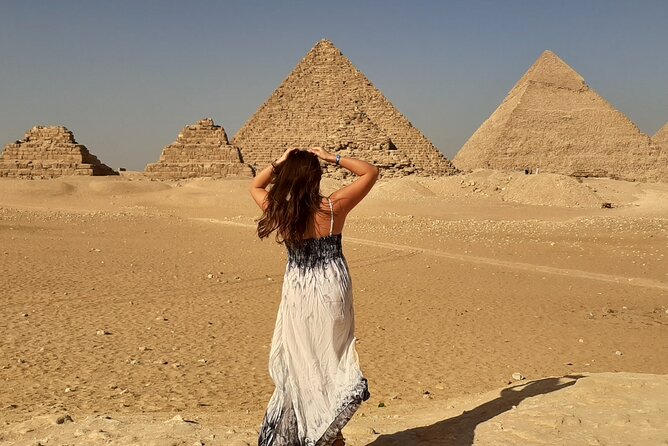 Private All INC-Pyramids,Sphinx,Egyptian Museum,Camel Ride(1 Hour)Lunch& Bazaar - The pyramids of Giza: begin with the big three
