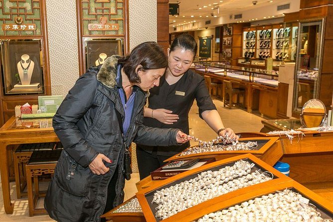 Private Beijing Markets Tour with Tea Tasting at Hongqiao Pearl Market - The Guides Make the Difference