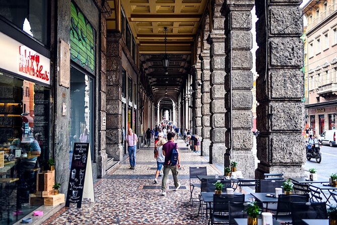 Private Bologna Food & Market Tour with 6 Tastings & Wine - Booking, cancellation, and practical planning