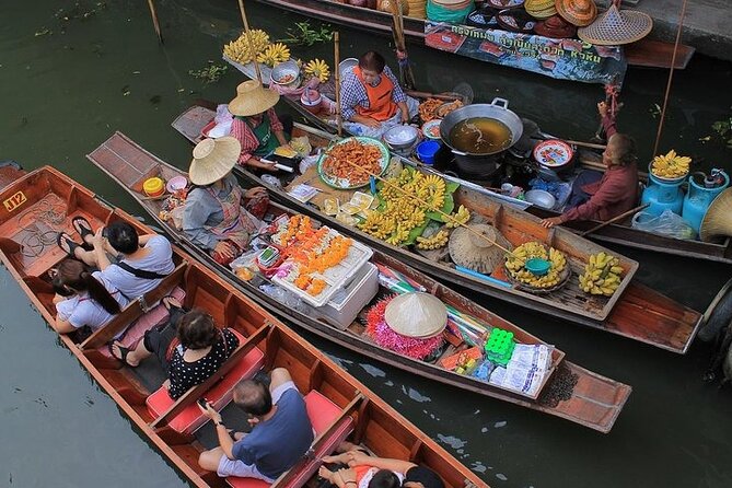 Private Damnoen Saduak and Maeklong Railway Market Tour(min 2pax) - What the English-speaking guide adds