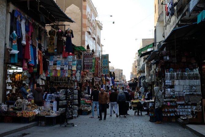 Private Day tour in Khan Elkhalele Market with Shopping and Lunch - Walking along historic Al-Muizz Street