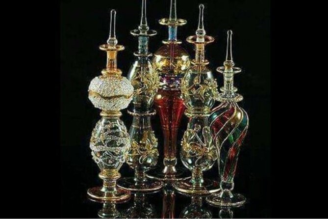 Private Day tour in Khan Elkhalele Market with Shopping and Lunch - Oils, perfumes, and the Egyptian connection