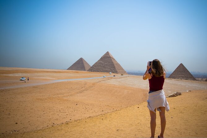 Private Day Tour of Giza Pyramids, Egyptian Museum, and Bazaar" - Starting from your Cairo or Giza hotel