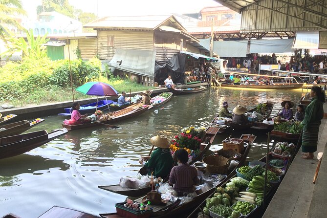 PRIVATE Floating Market + DRAGON Temple + DO like a Local - Damnoen Saduak, first from the market edge