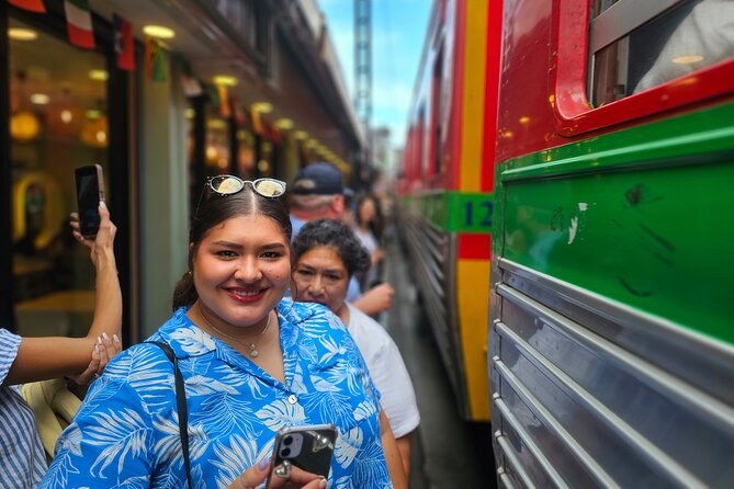 Private Floating Market, Train Market and After Rain Cafe Tour - What the private format changes