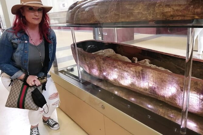 Private Full-day tour Giza pyramids Egyptian museum & khan el khalili bazaar - Guide quality and what the reviews tell me