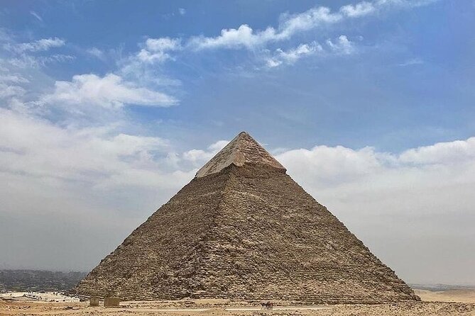 Private Full day Tour to Pyramids, Egyptian Museum and Bazaar - Three hours inside the Egyptian Museum