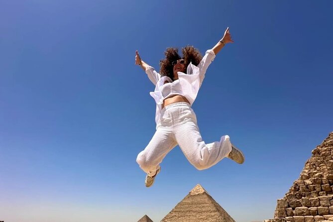Private Full day Tour to Pyramids, Egyptian Museum and Bazaar - What the $45 price really offers