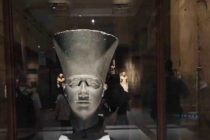 Private Full day Tour to Pyramids, Egyptian Museum and Bazaar - Time, pace, and who should book