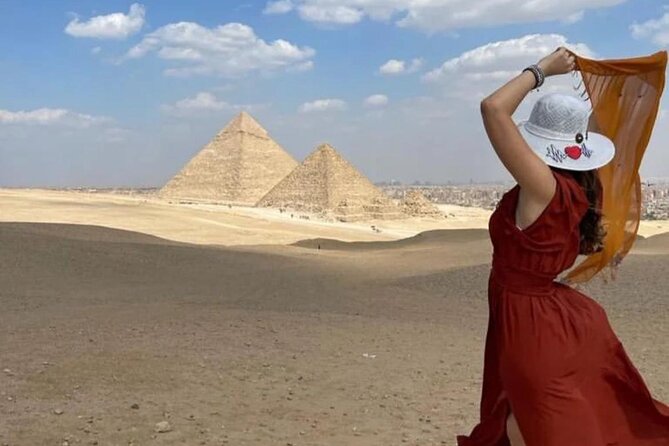 Private Full day Tour to Pyramids, Egyptian Museum and Bazaar - Camel ride and lunch beside the pyramids