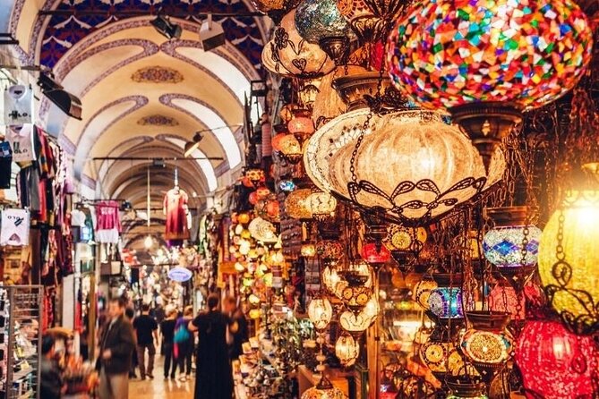 Private Guided Tour Hagia Sophia, Cistern, Topkapi and Bazaar - Grand Bazaar: finish with time to wander