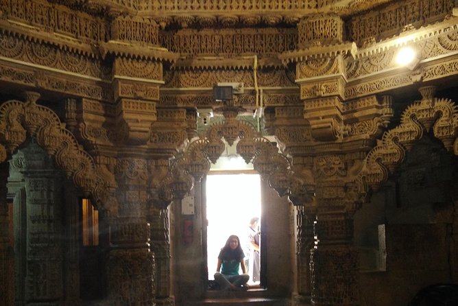 Private Heritage Walking Tour in Jaisalmer Fort and Old Bazaar - Booking details and small practical points