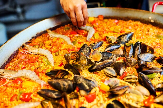 Private Paella Cooking Class and Market Visit with Personal Chef - The private kitchen makes the difference