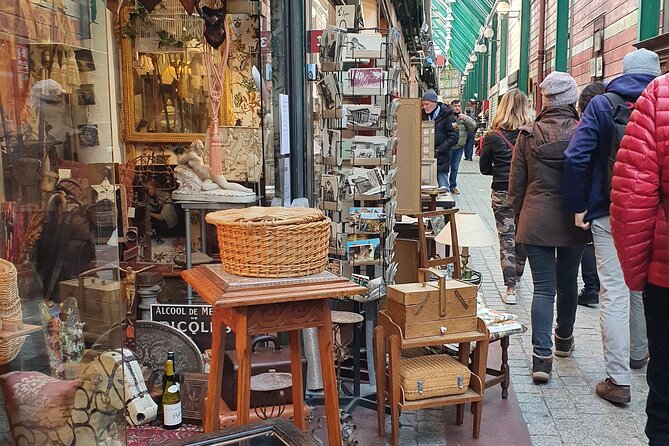 Private shopping tour at the Paris Antique Flea Market - Why St. Ouen is hard to tackle alone