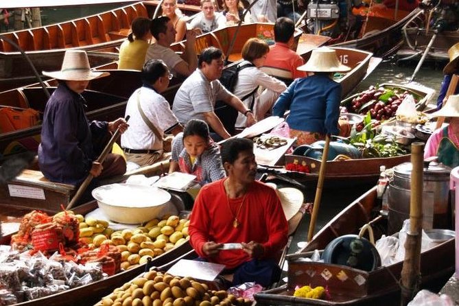 Private Tour: Floating Markets and Suan Sampran Day Trip from Bangkok - Leaving Bangkok for the canals