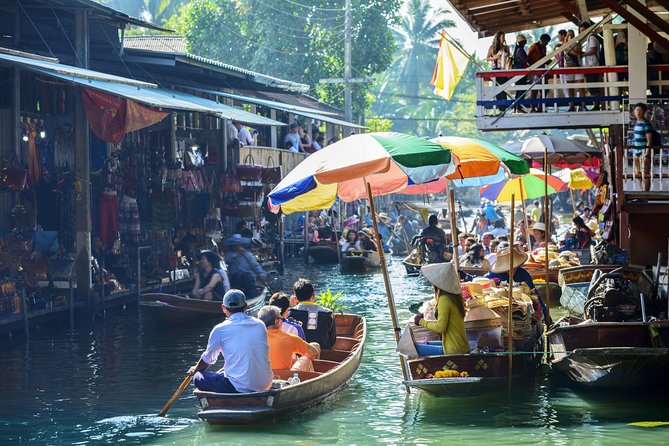 Private Tour: Floating Markets and Suan Sampran Day Trip from Bangkok - How private is the private tour?