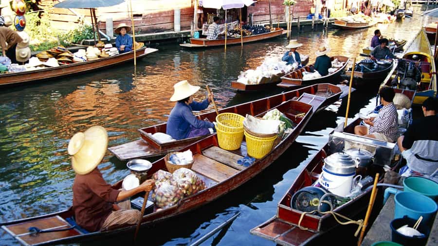 Private Tour from Bangkok: Railway & Floating Markets - A realistic look at the eight-hour schedule