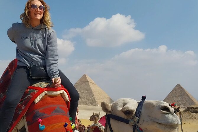 Private Tour: Giza Pyramids & Cairo Museum & Bazaar(All included) - Lunch and optional shopping stops