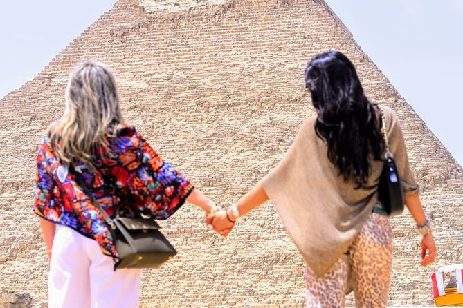 Private tour Giza Pyramids&egyptian Museum&khan khalili bazaar - Menkaure, the Smallest of the Three