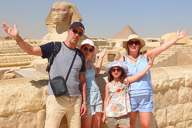 Private Tour: Giza Pyramids, Museum, Bazaar & Lunch Included - What the high praise tells you