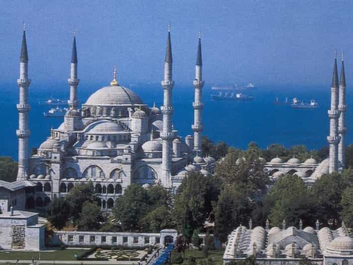 Private Tour of Istanbul: Hagia Sophia & Grand Bazaar & More - Hagia Sophia and the power of the dome