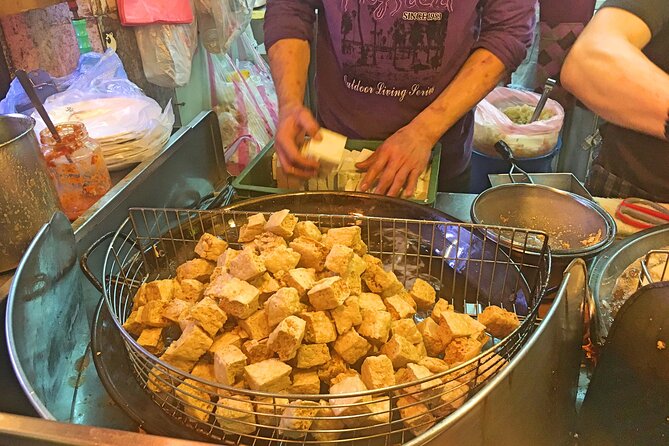 [Private Tour] Shilin Night Market Walking Tour With a Private Tour Guide (2-hr) - Beyond snacks: shops, games, and everyday Taipei