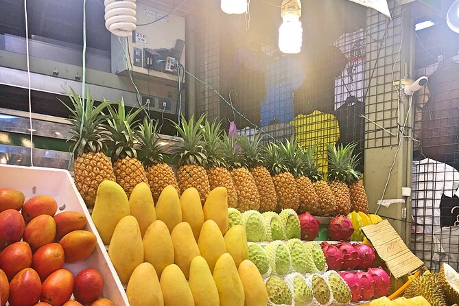 [Private Tour] Shilin Night Market Walking Tour With a Private Tour Guide (2-hr) - The temple stop adds meaning