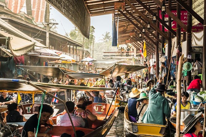 Private Tour to Damnoen Saduak Floating Market from Bangkok - Arriving at Damnoen Saduak