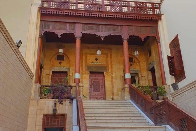 Private Tour To Egyptian Museum, Old Cairo & Bazaar - The guides can make or break the day