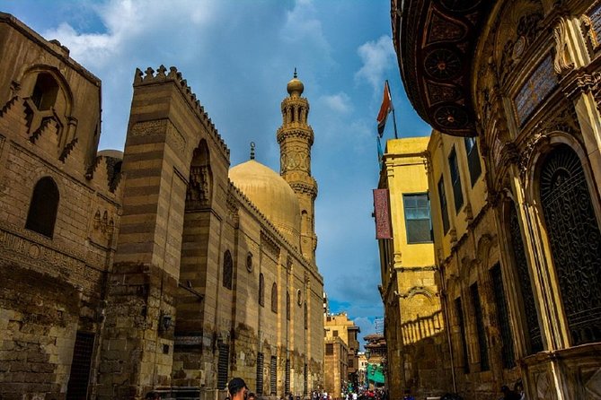 Private Tour To Islamic Cairo and Khan El-Khalili Tourist Bazaar - Why Islamic Cairo works best with a private guide