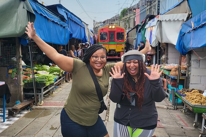 Private Tour to Maeklong Railway Market and Floating Market - A private setup that changes the day