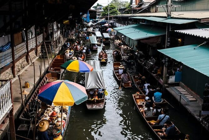 Private Tour to Maeklong Train Market and Floating Market - Two markets, one long day from Bangkok