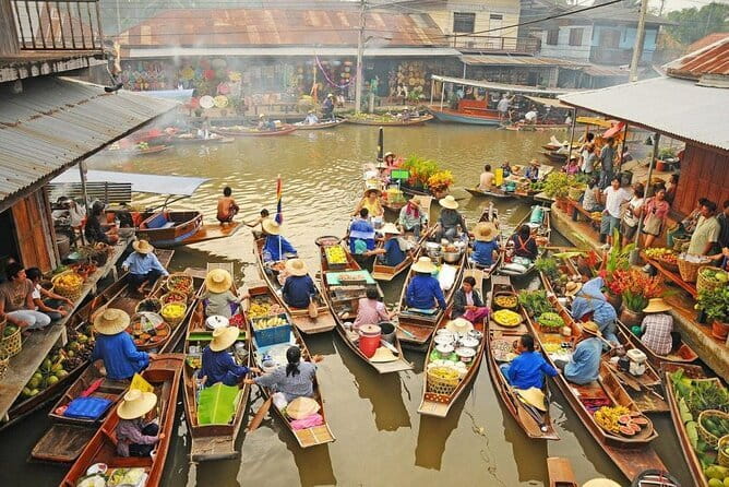 Private Tour to Maeklong Train Market and Floating Market - The road from Bangkok to Maeklong