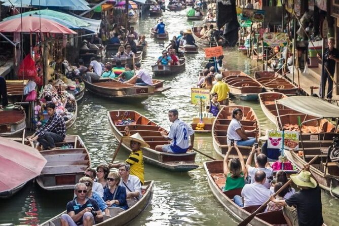 Private Tour to Railway Market and Damnoen Saduak Floating Market - Why a private vehicle makes the long day easier