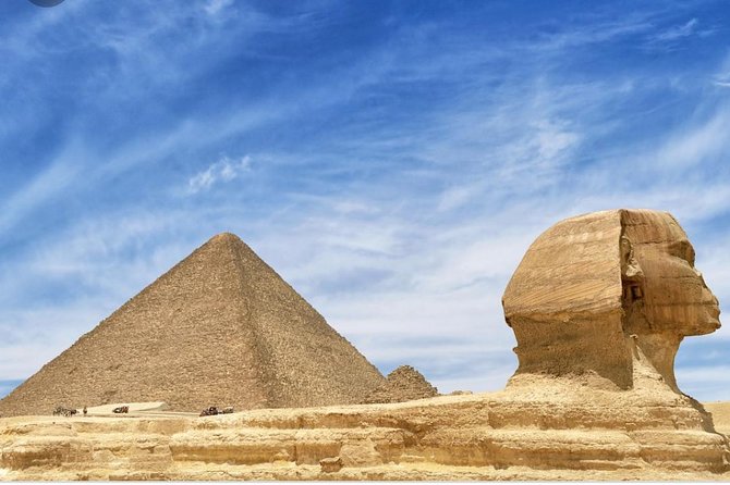Private Tour to The Pyramids Egyptian Museum & Bazaar from Cairo - Lunch beside the Nile, with drinks extra