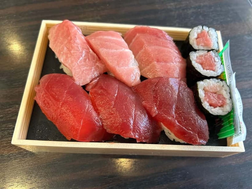 Private Toyosu & Tsukiji Market Adventure with Tuna Auction - The private format and the guides