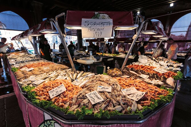 Private Venice Food Tour with Rialto Market Visit - Spritz and cicchetti at Al Mercà