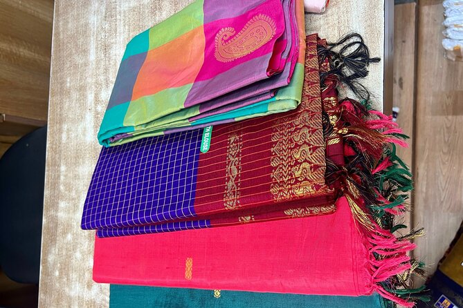 Private Walking Tour into the Oldest Local Market in Bengaluru - Key points at a glance
