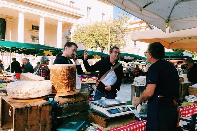 Provençal Farmers market tour - The tasting: bread, cheese, produce, and seafood