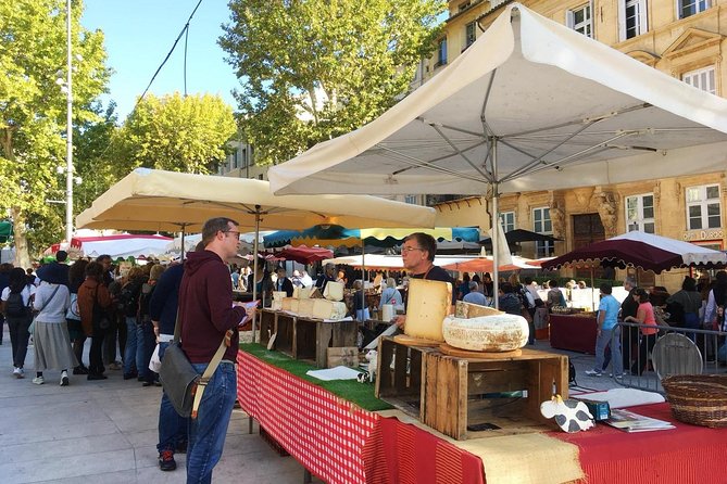 Provençal Farmers market tour - What you see at the marché Richelme