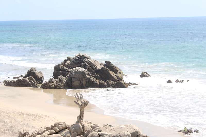 Puerto Escondido: Boat Cruise and Market Visit - What the guide adds to the day