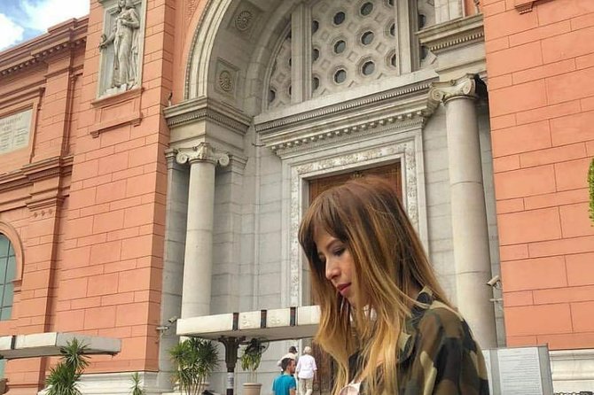 Pyramids, The Egyptian Museum, Khan Khalili Bazaar & Nile Dinner Cruise in Cairo - Lunch and the practical value of a private vehicle