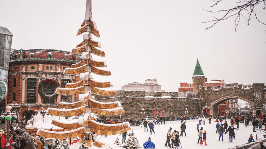 Quebec: German Christmas Market Tasting Tour - Pretzels, stalls, and the market walk