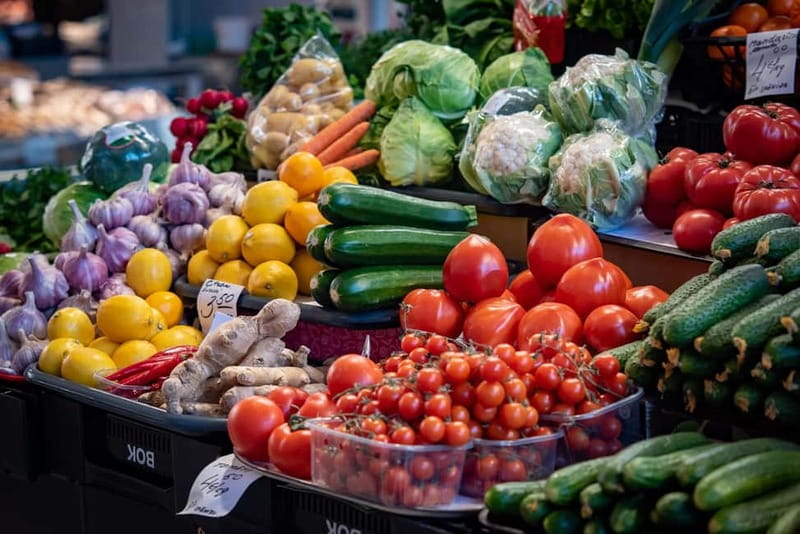Riga: Central Market Traditional Food Tour in a Small Group - Practical details that affect your day
