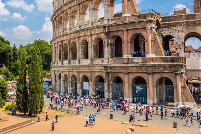 Rome: Colosseum, Roman Forum & Trajan's Market Exterior Tour - What the 90-minute route really gives you