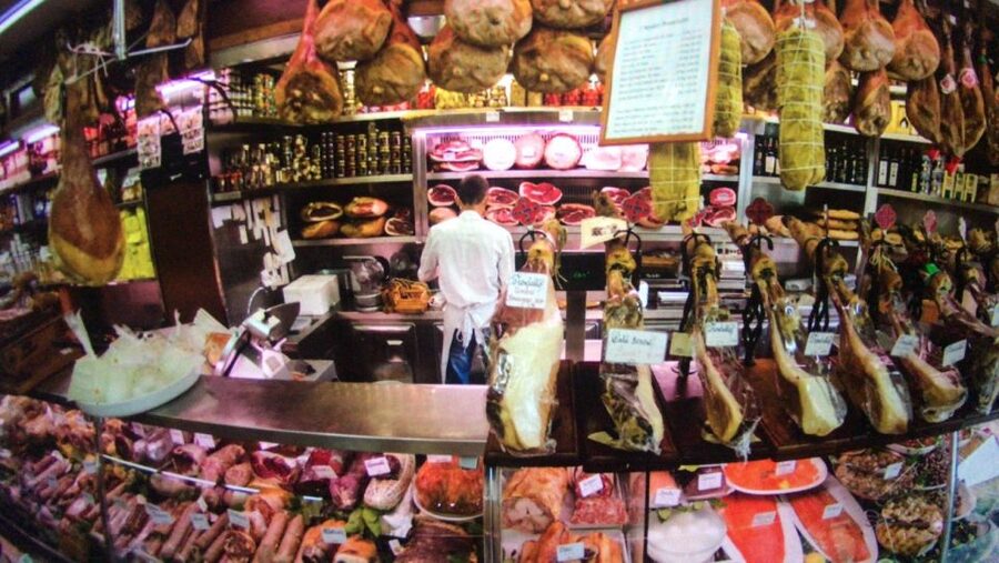 Rome: Food Tour with Market Visit - Starting with coffee at La Nicchia Cafe