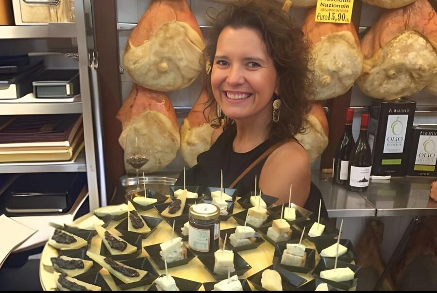 Rome: Food Tour with Market Visit - Specialty foods at La Nicchia Cafe